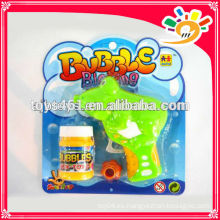 Diseño de dibujos animados burbuja pistola, juguete divertido burbuja de fricción pistola, parpadeante arma de burbujas para niños con agua burbuja